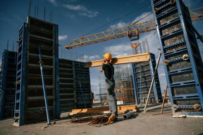 La construcción cerró 2025 con 1,53 millones de ocupados, un 4,5% más que el año anterior