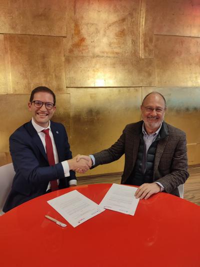 Pedro García, presidente de ACTECIR, (izquierda) y Nicolas Klingenberg, presidente de FEGECA.