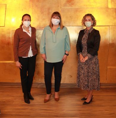 From left to right, Eva Beloso, Technical Advisor; Sonia Gomara, President of the EXPODENTAL Organizing Committee and Ana Rodríguez, Director of EXPODENTAL