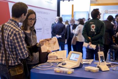 stand-fair-partial view