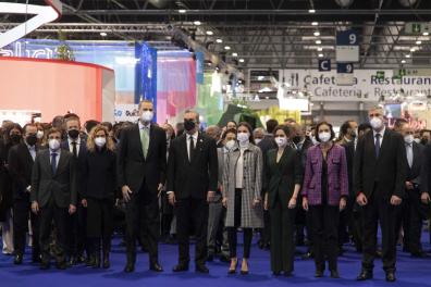 foto inauguración casa real FITUR 2022
