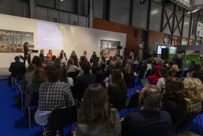 Imagen FITUR WOMAN 24
