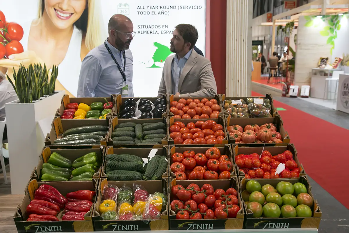 Cajas con frutos frescos en Fruit Attraction