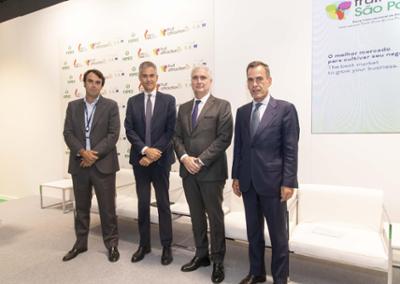 Caption (from left to right.) Jaime Martin, director de Expansión Internacional de IFEMA MADRID; Andrea Sozzi, Group Business Development Director FIERA MILANO; Orlando Leite Ribeiro, embajador de Brasil en España; Juan Arrizabalaga, director general de IFEMA MADRID.