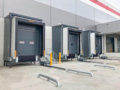 Discharge doors