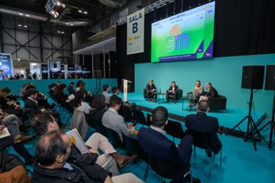 aspecto parcial foro en feria