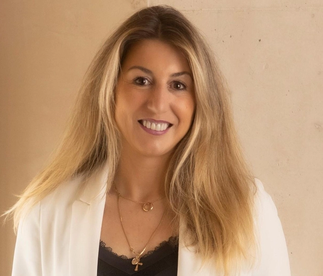 Lola Ortiz