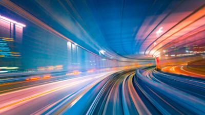 Imagen de carreteras iluminadas