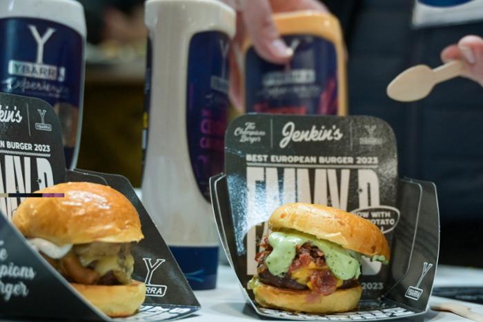 Dos hamburbuesas en HIP