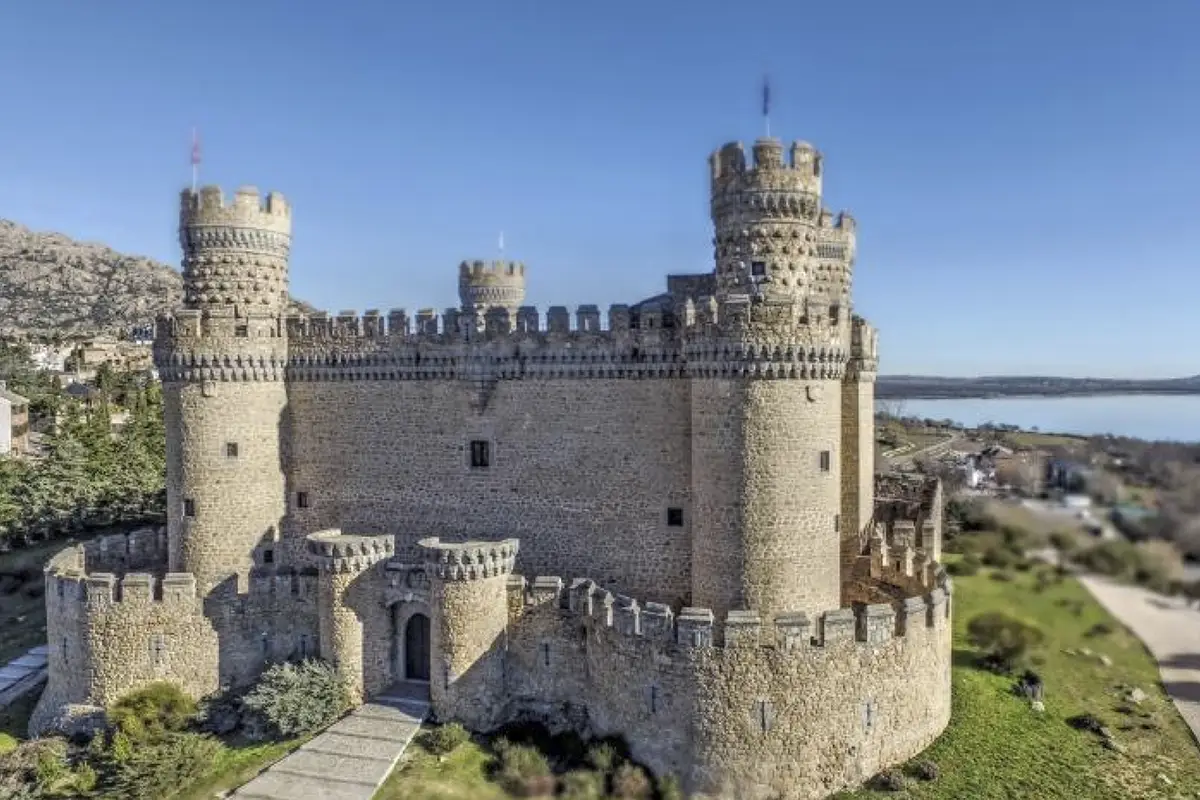 Castillo Manzanares el Real