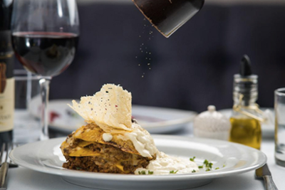 Condimentando un plato