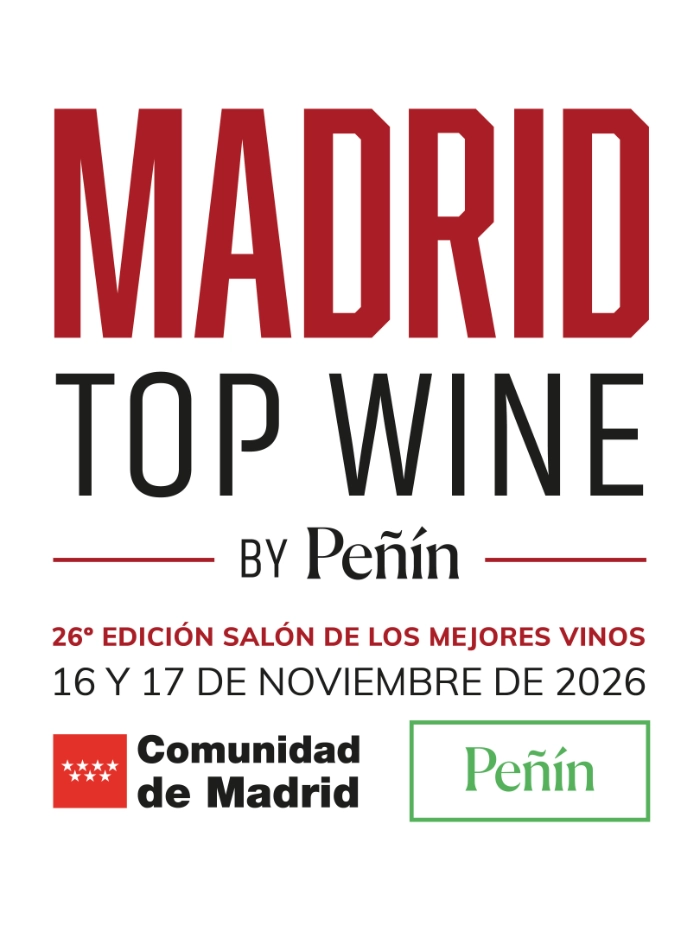 dos personas catando vino en el salón Peñin