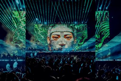 escenario de Experience by Camelphat con imagenes de una chica con luces verdes