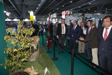 Exposición de ciervos en la feria Cinegética