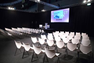 Exposición pabellones recinto ferial