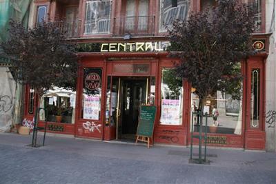 Fachada del Café Central