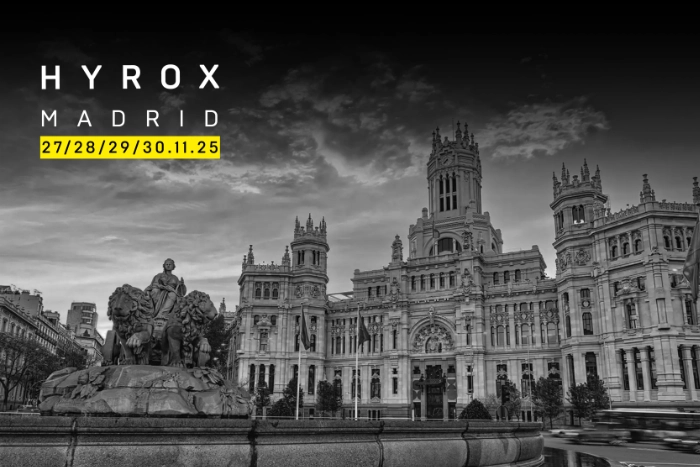 foto en blanco y negro de la ciudad de madrid como publicidad de HYROX