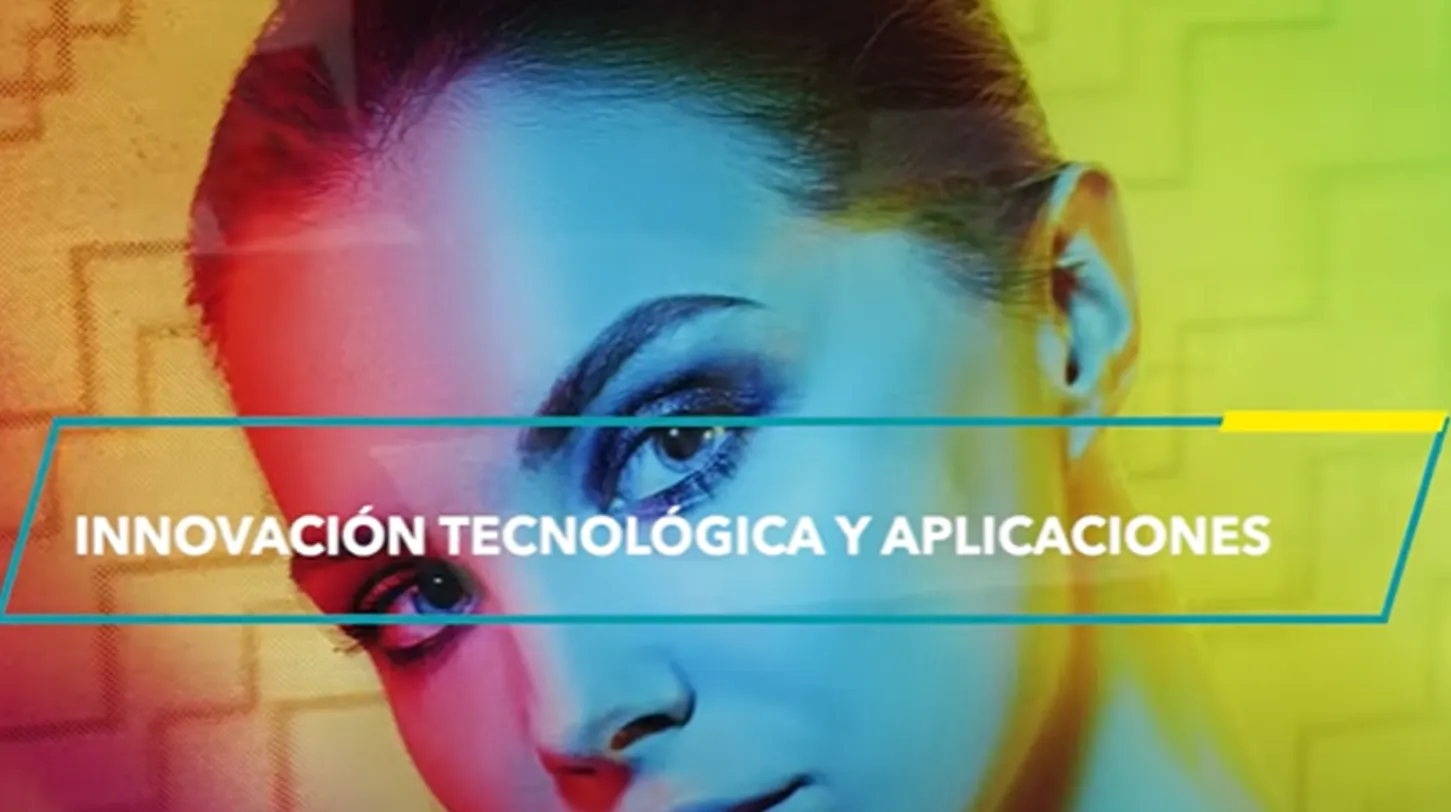 imagen de mujer con efecto colores en C!print