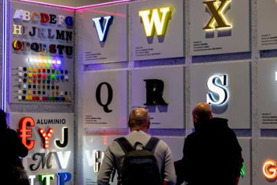 Letras iluminadas en C!Print