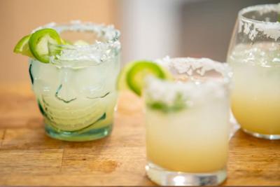 Margarita clásico con lima y jalapeño