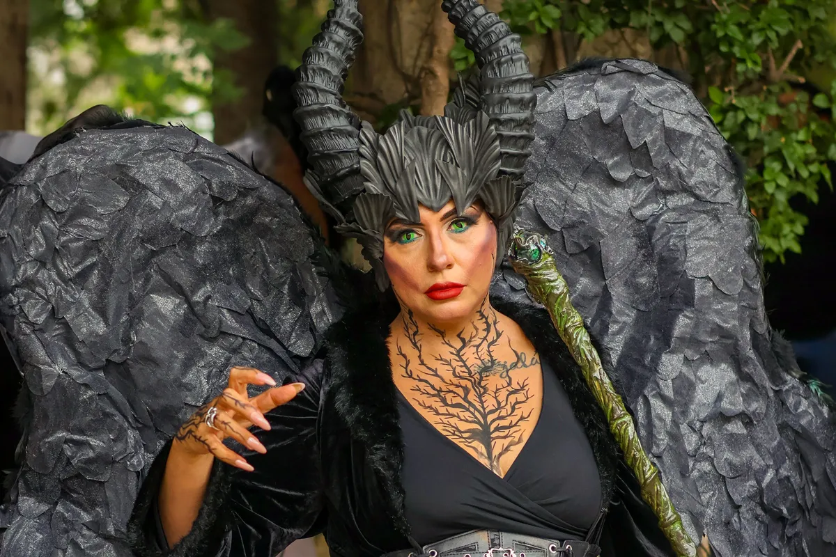 persona disfrazada para Halloween