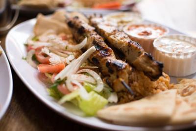 Plato griego con carne