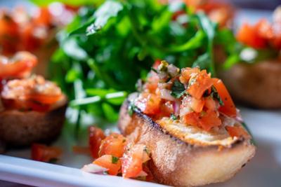 Tapa de pan con tomate del Barrio de la Latina