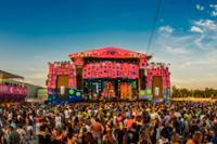 foto del escenario Pop del festival Love the 90s