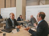 personas reunidas en Sustainable Fuels