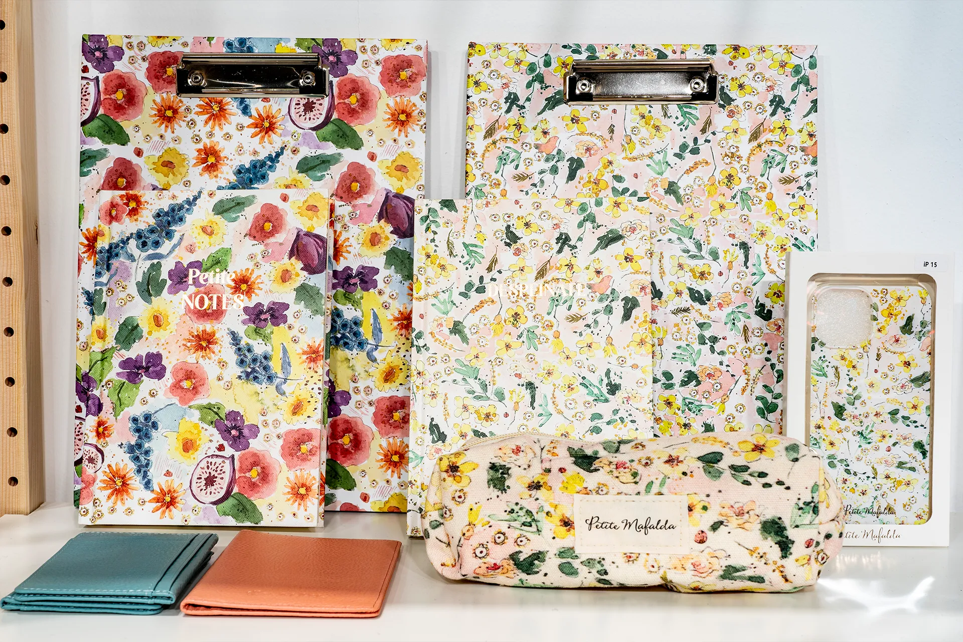 Objetos de papelería en intergift