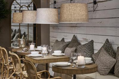 partial aspect decoration in a restaurant