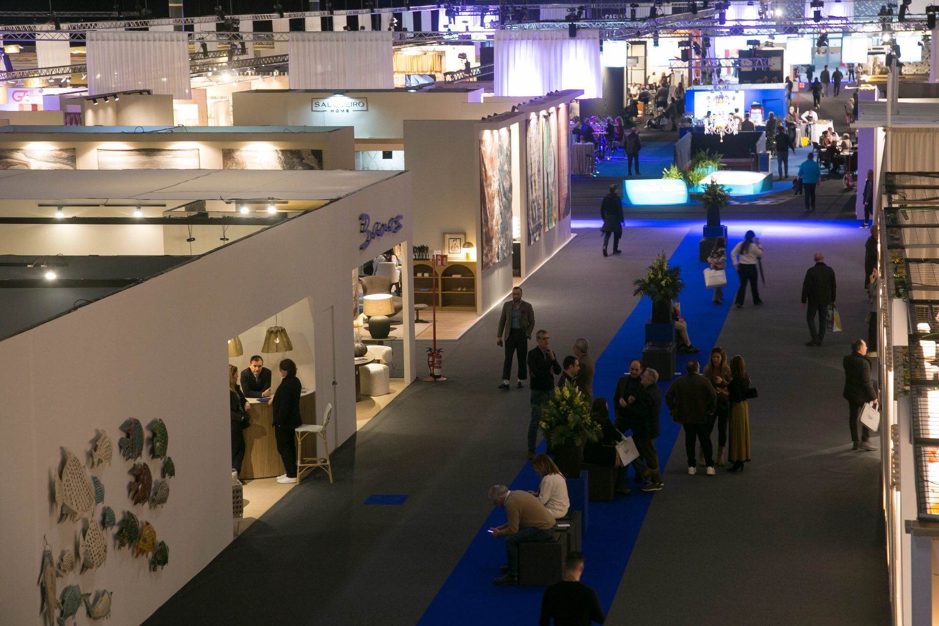 Intergift design living room with two girls seated on a sofa