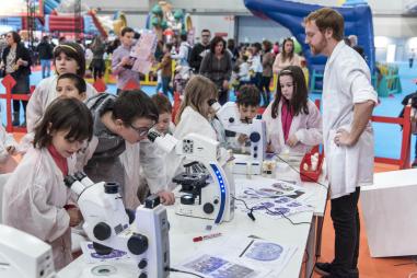 JUVENALIA2018 Taller Ciencia
