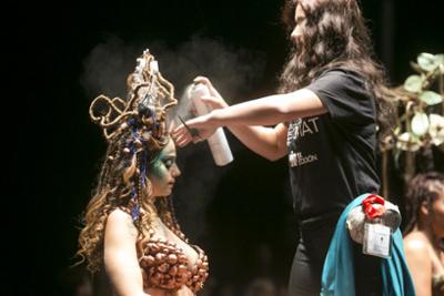 Sesión de peluquería en Salón Look