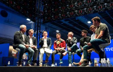 Foto grupo presentación TGA en Madrid Games Week 2019