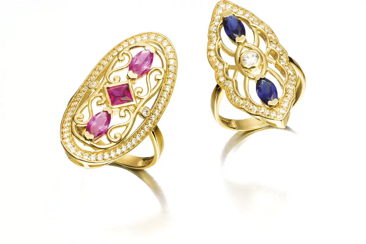 Anillos oro con piedras rosas y azules en Madridjoya