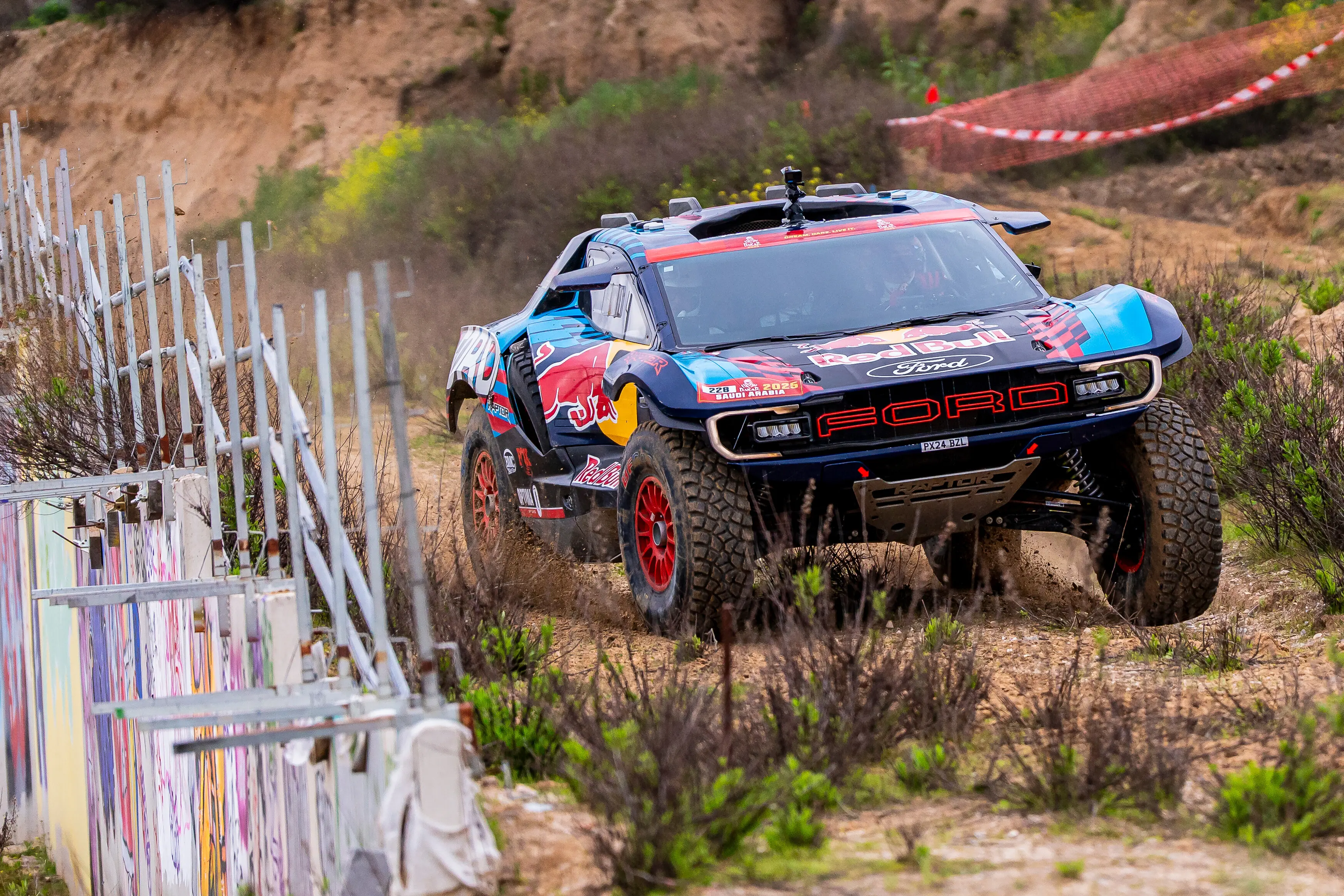 Redbull raptor en el circuito en MADRING