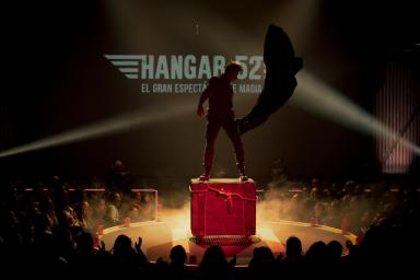 espectáculo hangar 52
