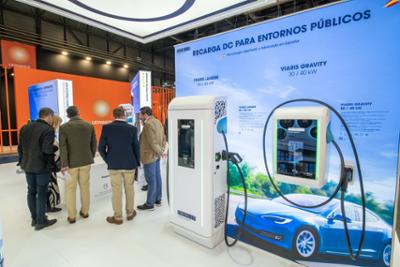 Imagen de un cargador eléctrico en Matelec