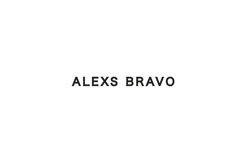 Logo ALEXS BRAVO en Mercedes-Benz Fashion Week Madrid