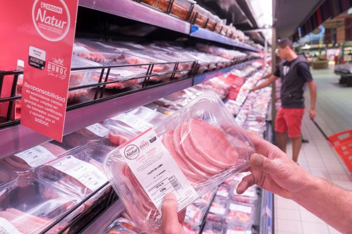 Pollo y cerdo, reyes de la venta de carnes en retail