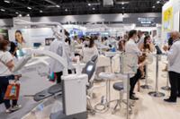 people viewing dentists' material