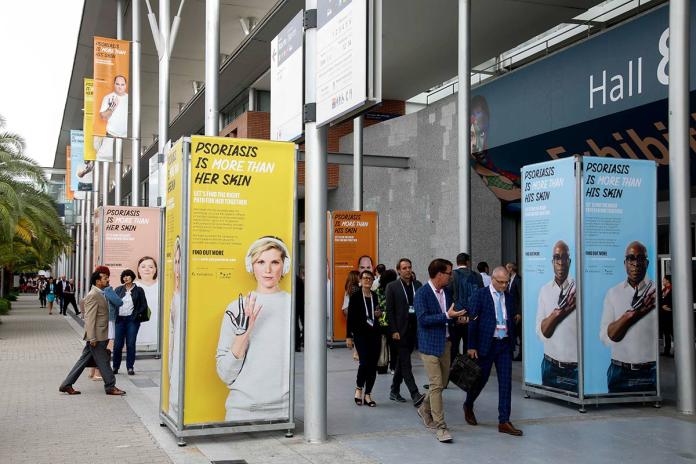 Soporte publicitario en forma de totem