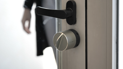 Smart lock for one door