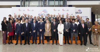 Family photo of the official inauguration of SICUR 2024