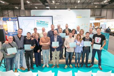 Foto de familia Premios Mejores Experiencias Educativas SIMO EDUCACIÓN 2025
