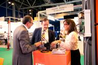 Expositor y visitantes SMARTDOORS