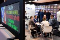 trafic meeting area